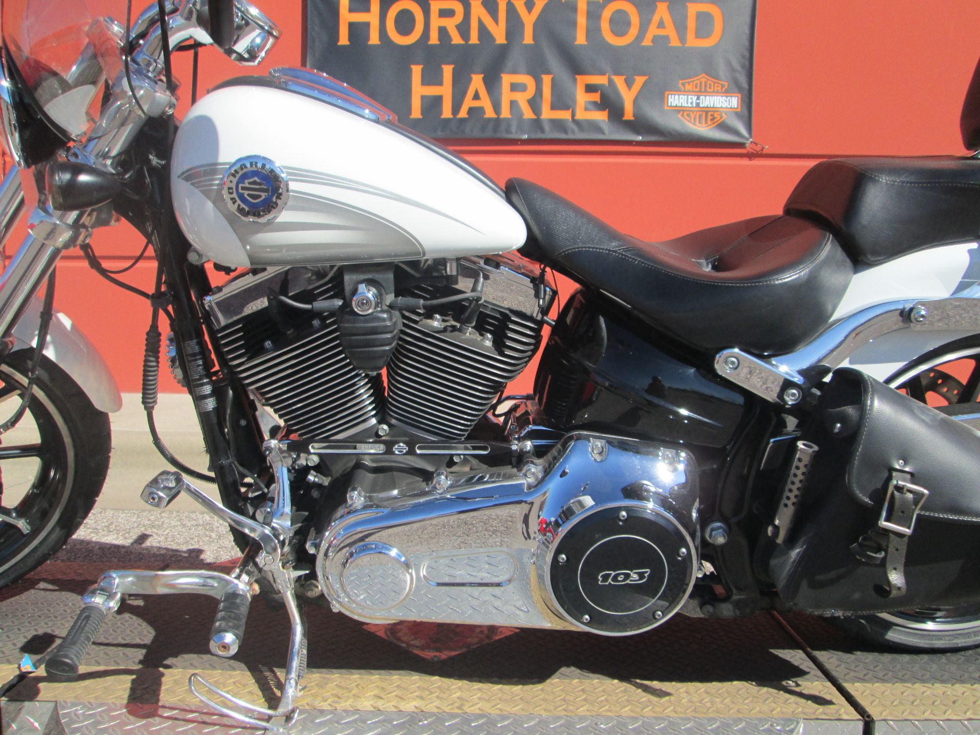 2016 Harley-Davidson Breakout® in Temple, Texas - Photo 16