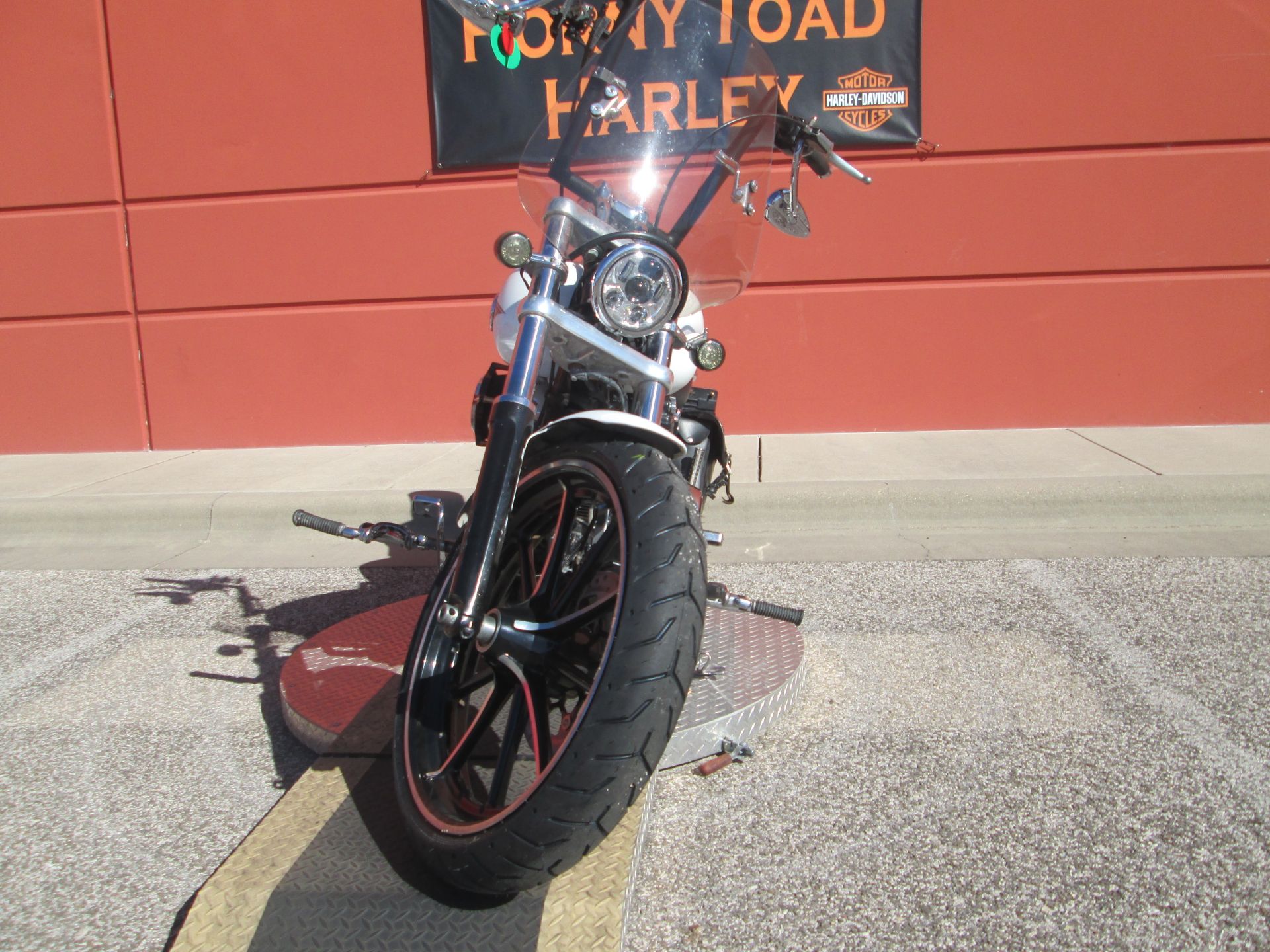 2016 Harley-Davidson Breakout® in Temple, Texas - Photo 18