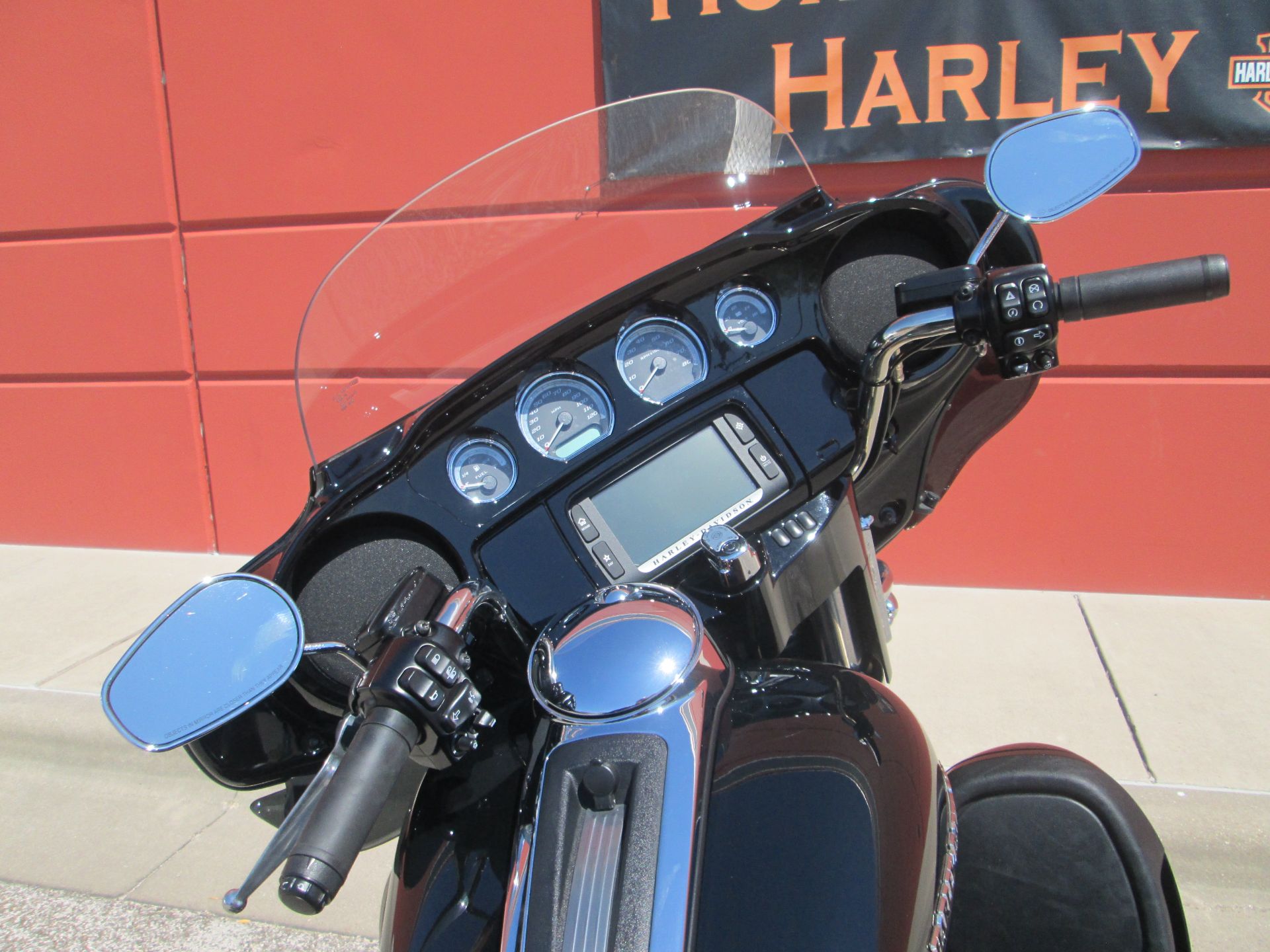 2016 Harley-Davidson Ultra Limited in Temple, Texas - Photo 15