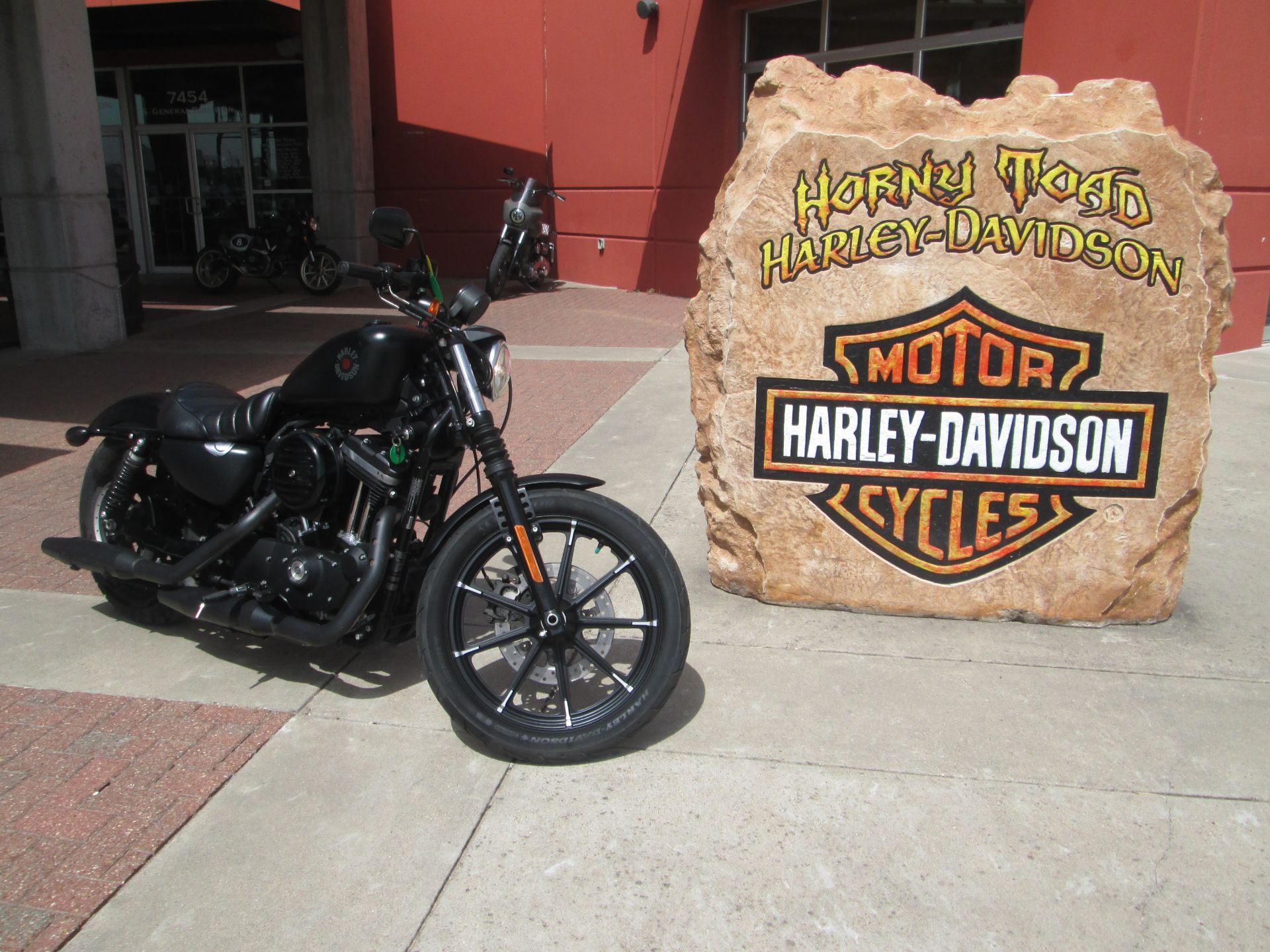 2020 Harley-Davidson Iron 883™ in Temple, Texas - Photo 2
