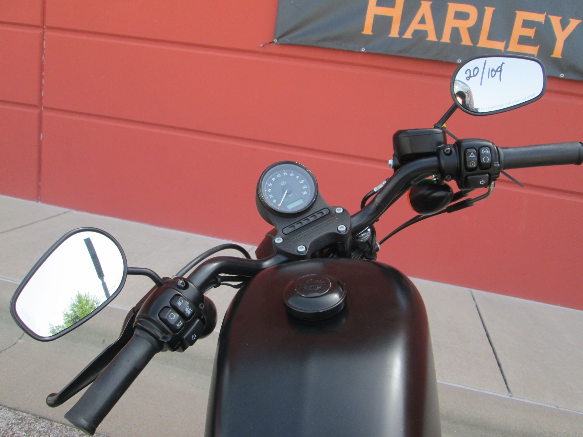 2020 Harley-Davidson Iron 883™ in Temple, Texas - Photo 12