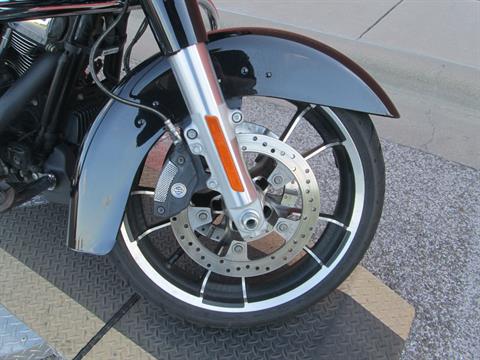 2021 Harley-Davidson Street Glide® in Temple, Texas - Photo 5