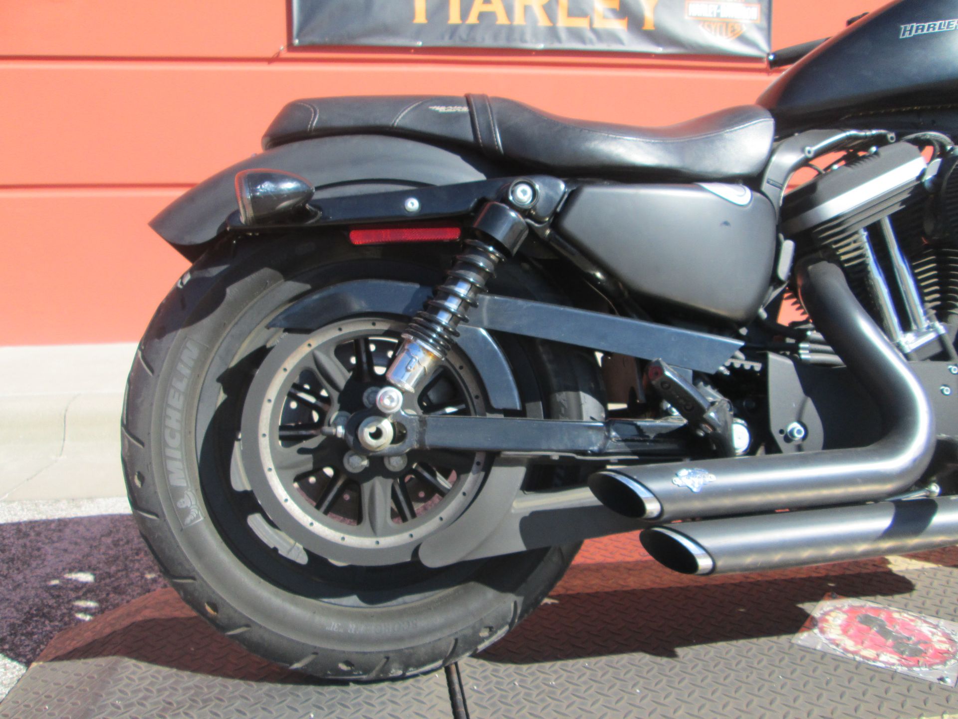 2011 Harley-Davidson Sportster® Iron 883™ in Temple, Texas - Photo 8