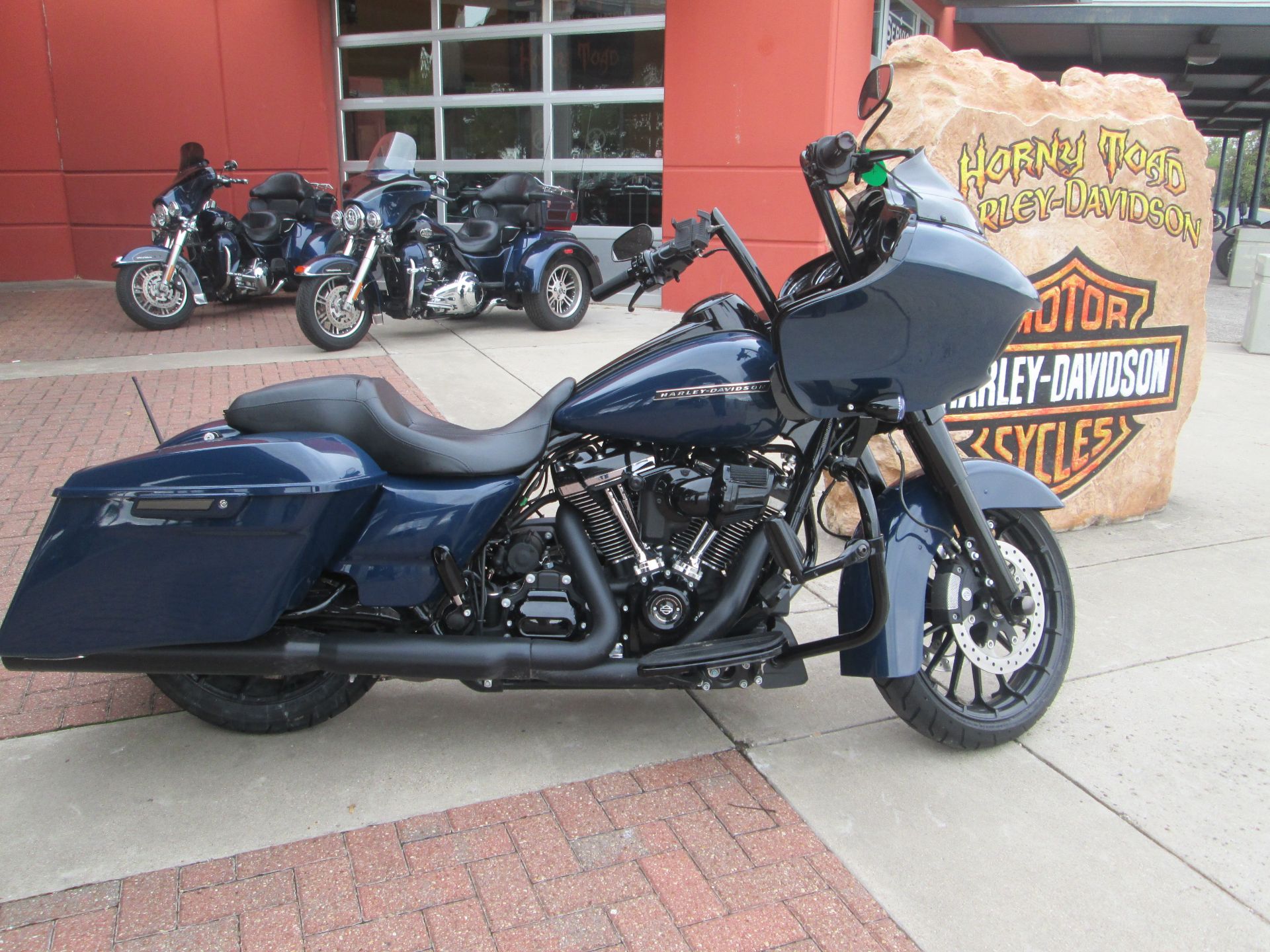 2019 Harley-Davidson Road Glide® Special in Temple, Texas - Photo 1