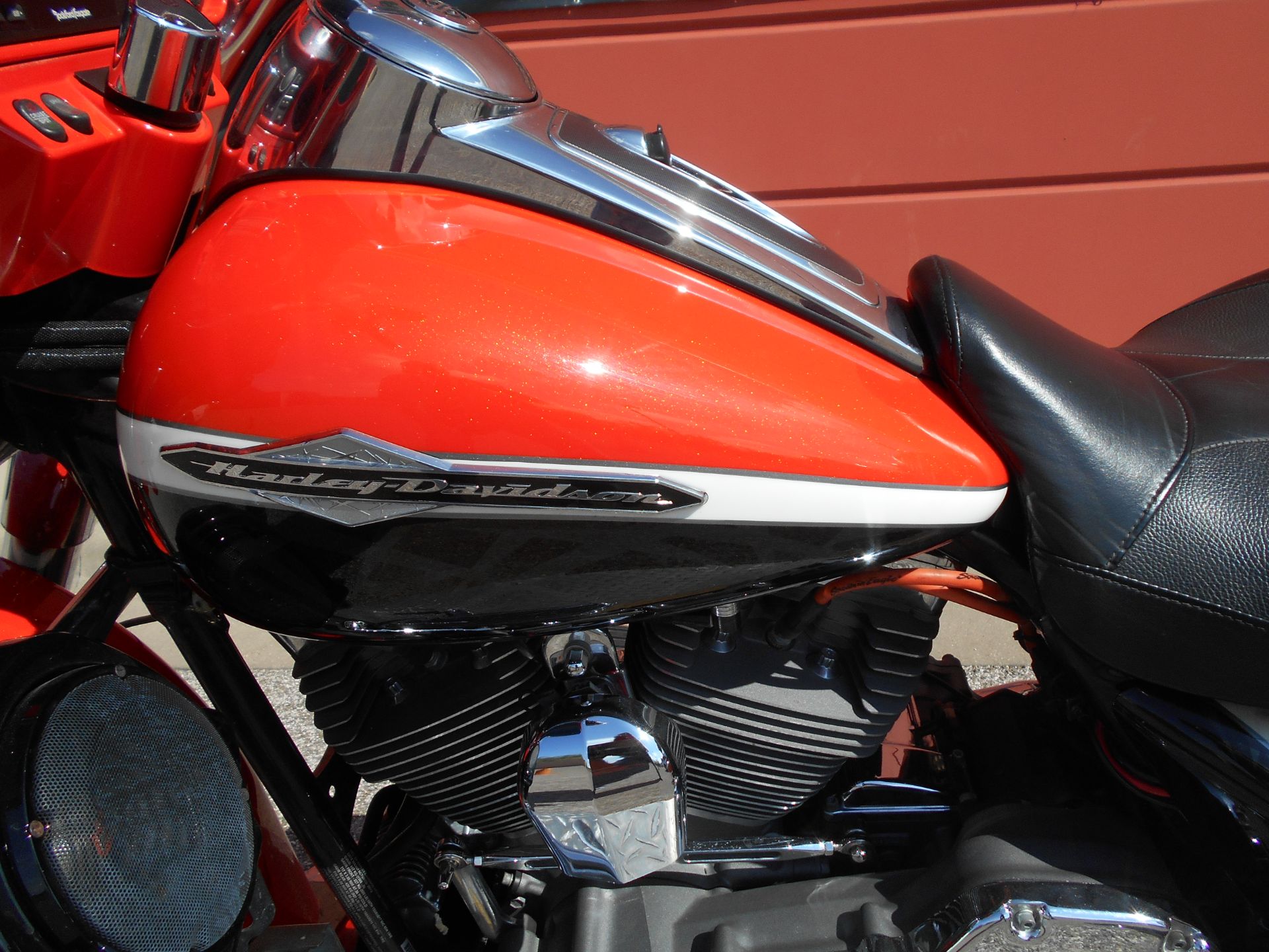2012 Harley-Davidson CVO™ Ultra Classic® Electra Glide® in Temple, Texas - Photo 11