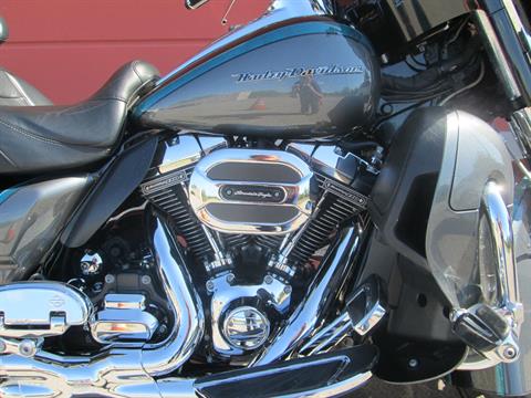 2015 Harley-Davidson CVO™ Limited in Temple, Texas - Photo 7
