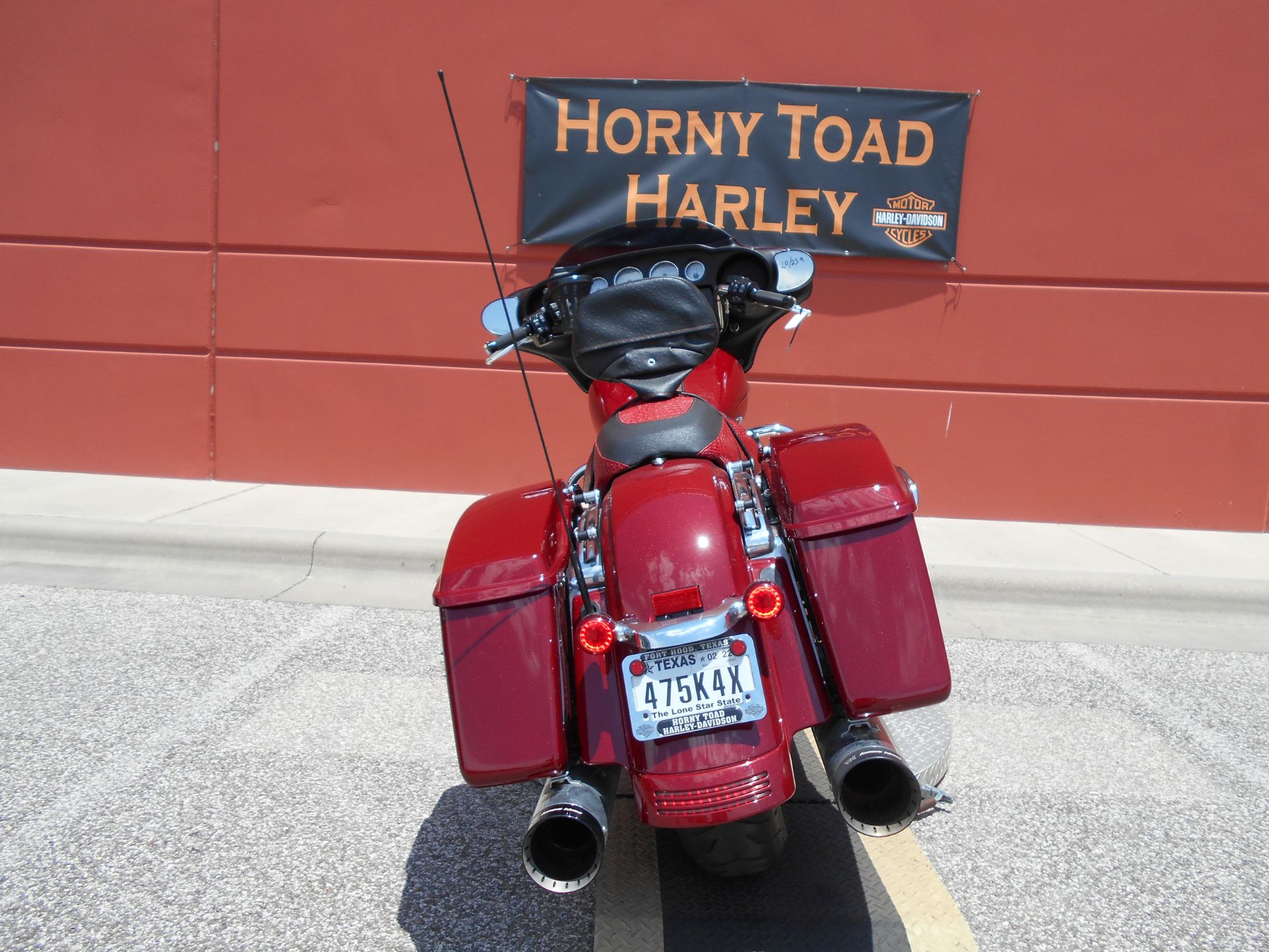2020 Harley-Davidson Street Glide® in Temple, Texas - Photo 10