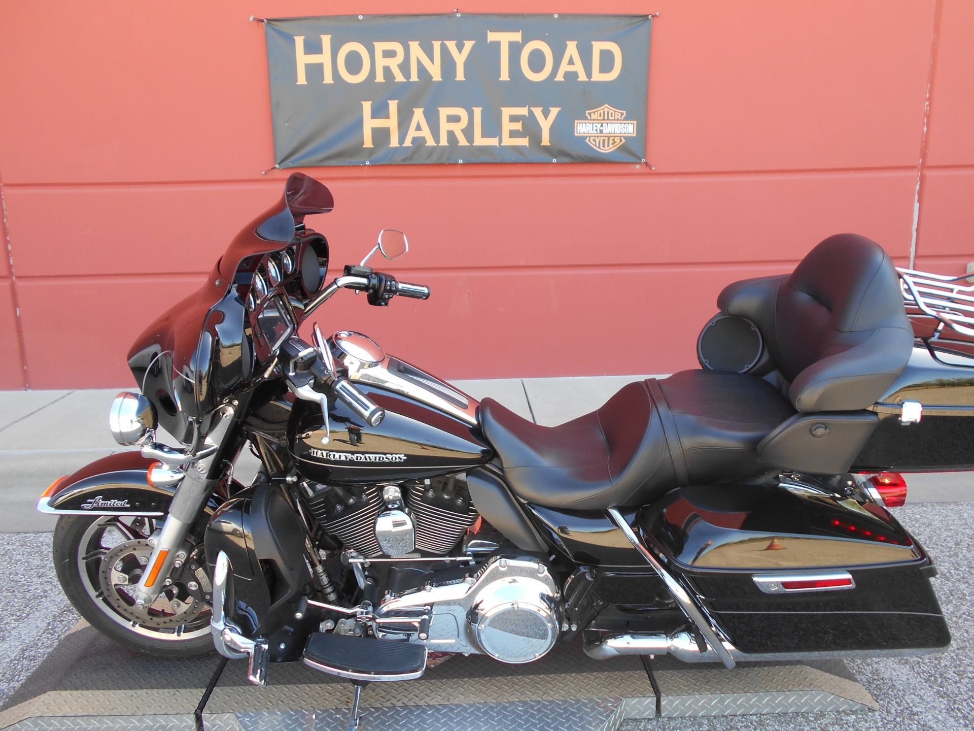 2016 Harley-Davidson Ultra Limited Low in Temple, Texas - Photo 6