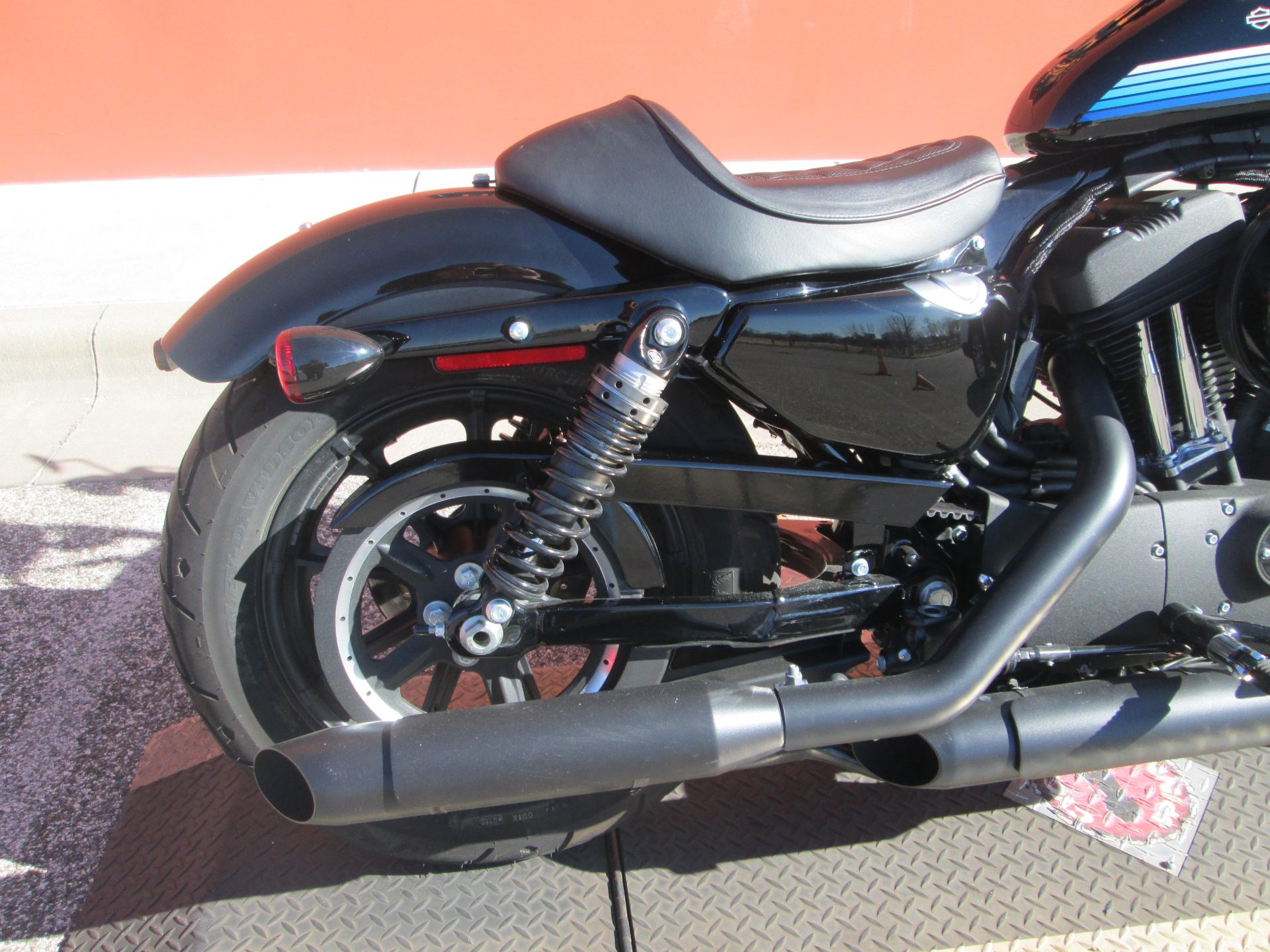 2019 Harley-Davidson Iron 1200™ in Temple, Texas - Photo 7