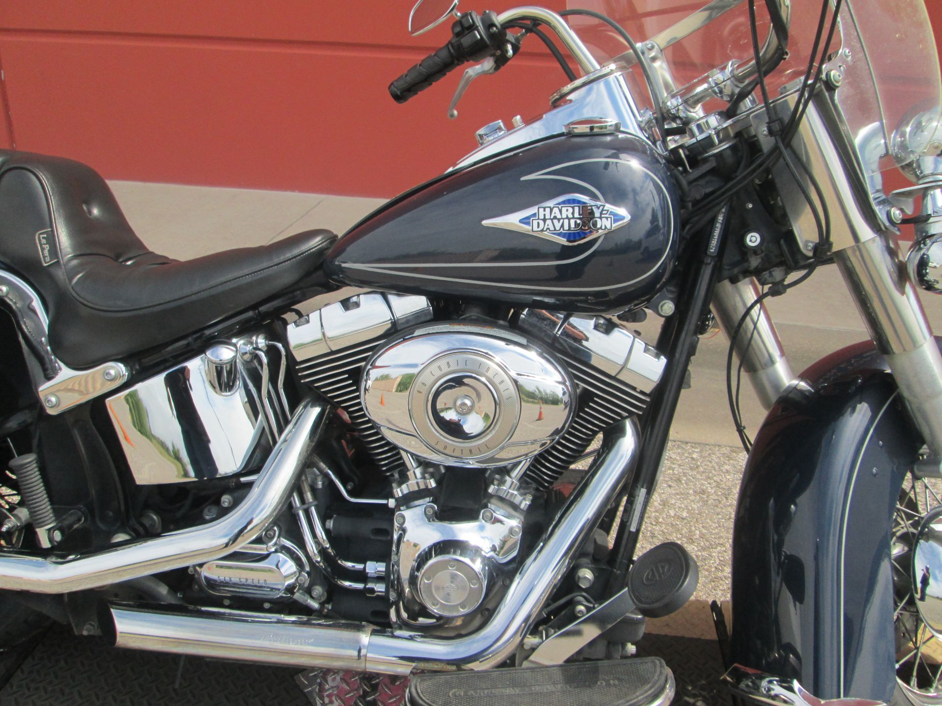 2009 Harley-Davidson Heritage Softail® Classic in Temple, Texas - Photo 6