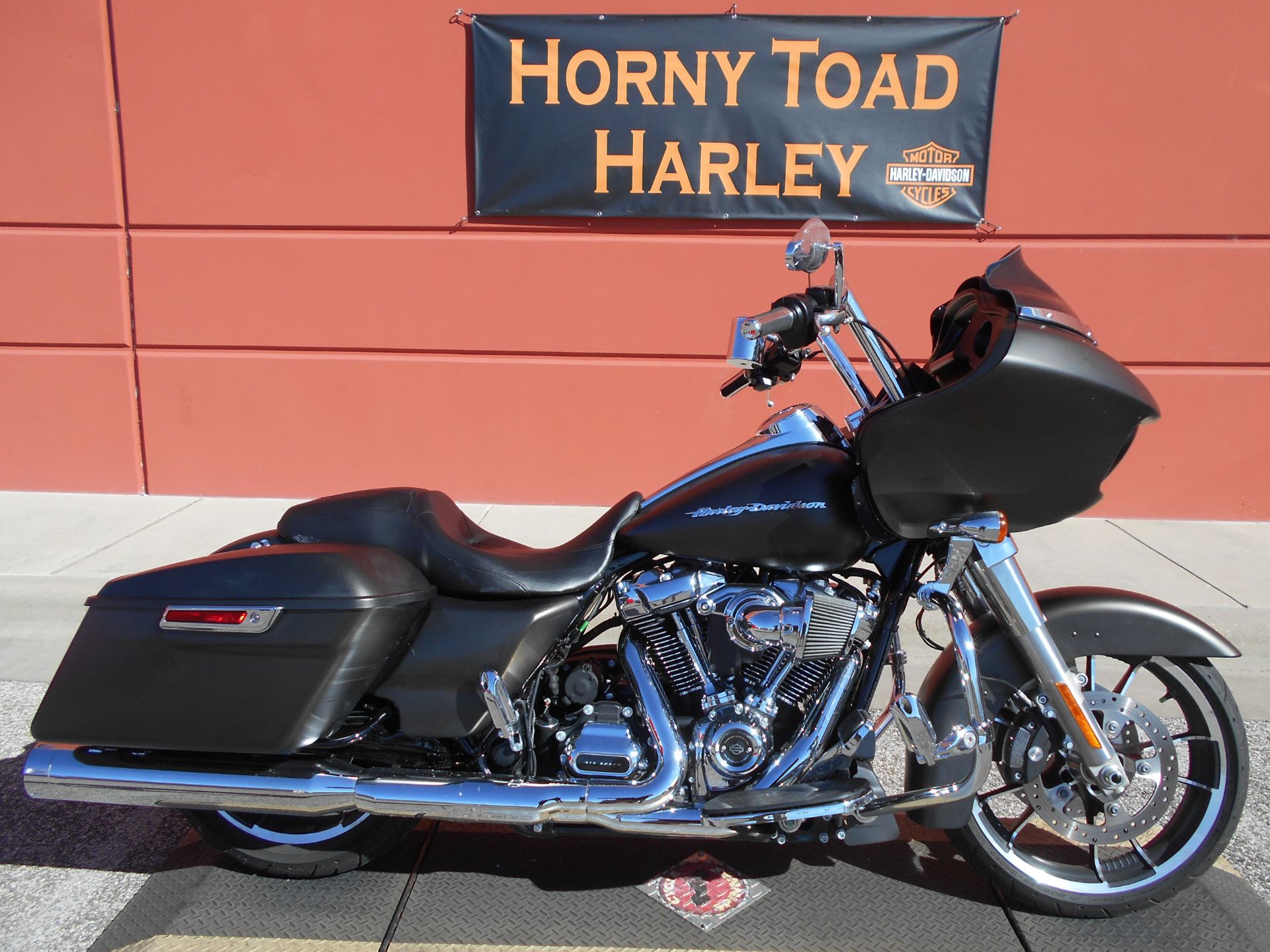 2020 Harley-Davidson Road Glide® in Temple, Texas - Photo 1