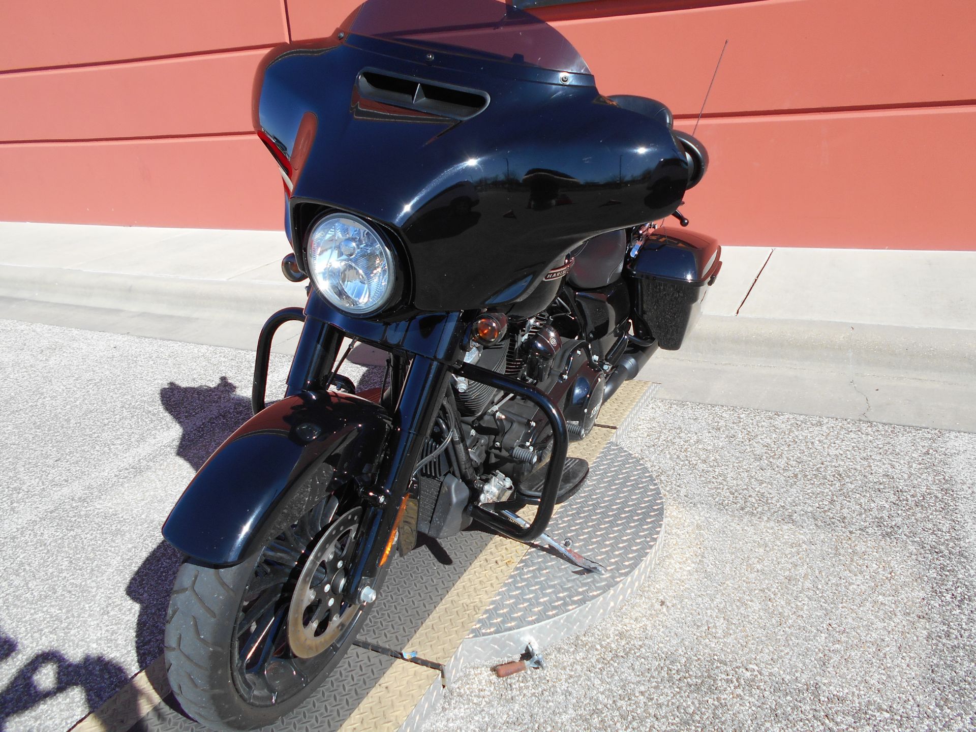 2019 Harley-Davidson Street Glide® Special in Temple, Texas - Photo 18