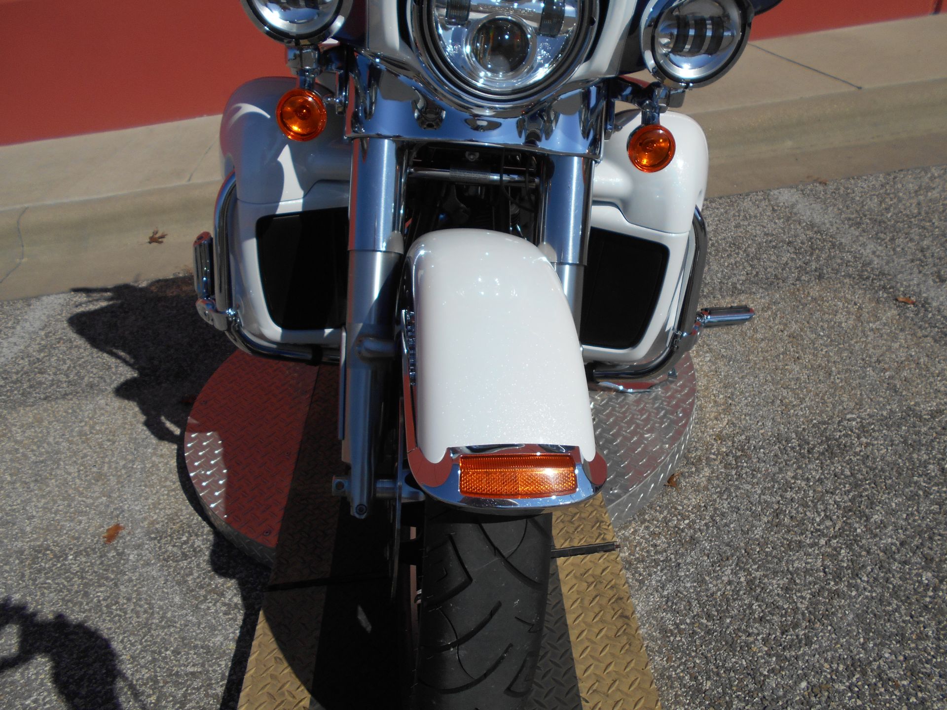 2015 Harley-Davidson Electra Glide® Ultra Classic® Low in Temple, Texas - Photo 19