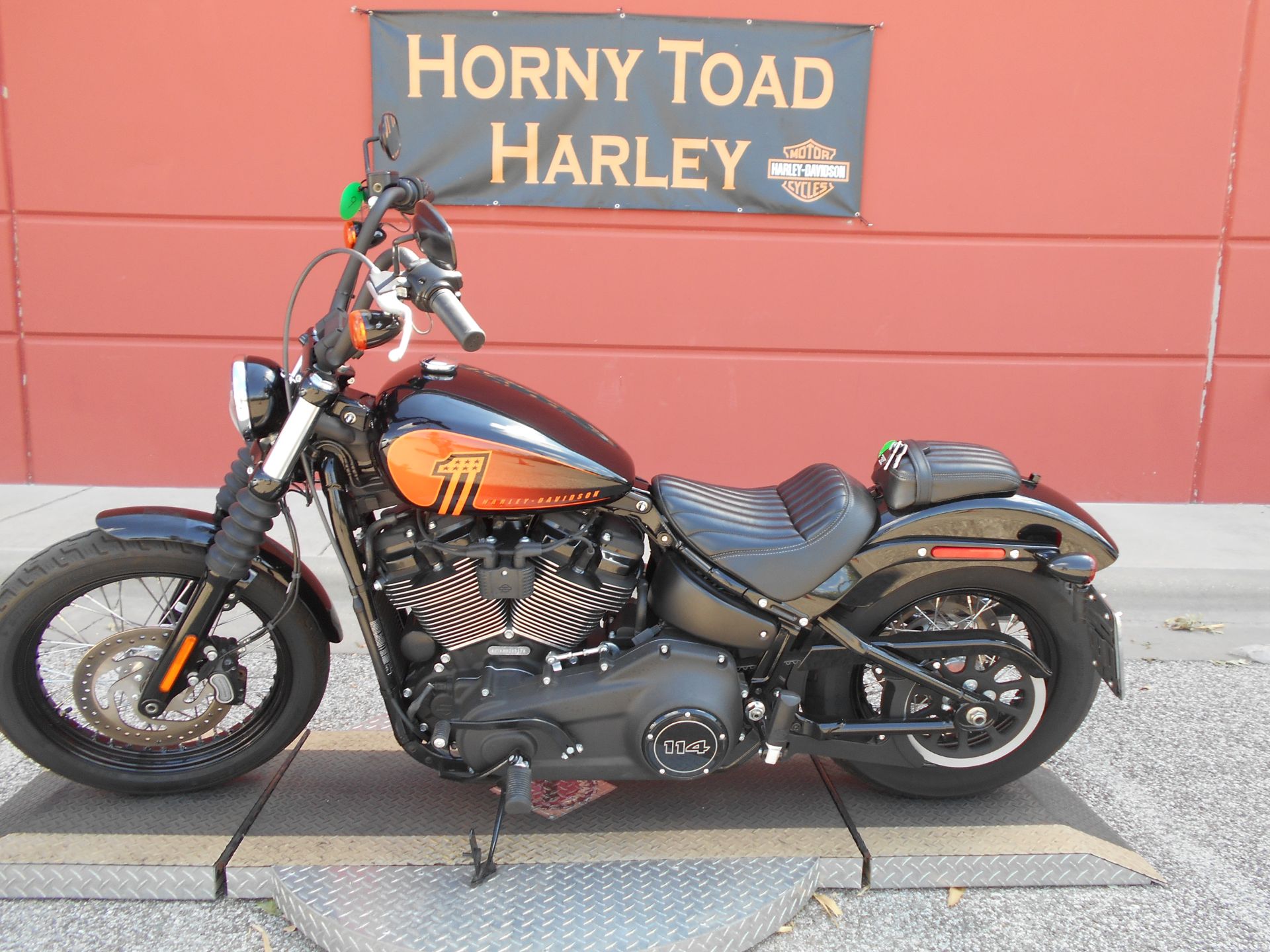 2021 Harley-Davidson Street Bob® 114 in Temple, Texas - Photo 7