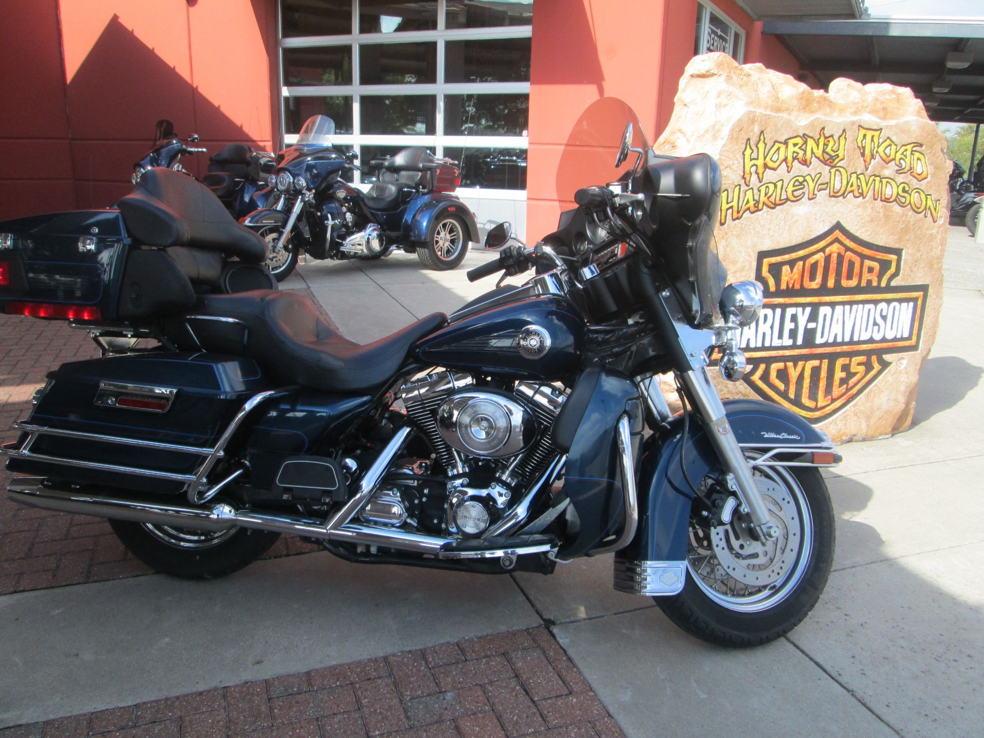 2004 Harley-Davidson FLHTCUI Ultra Classic® Electra Glide® in Temple, Texas - Photo 1
