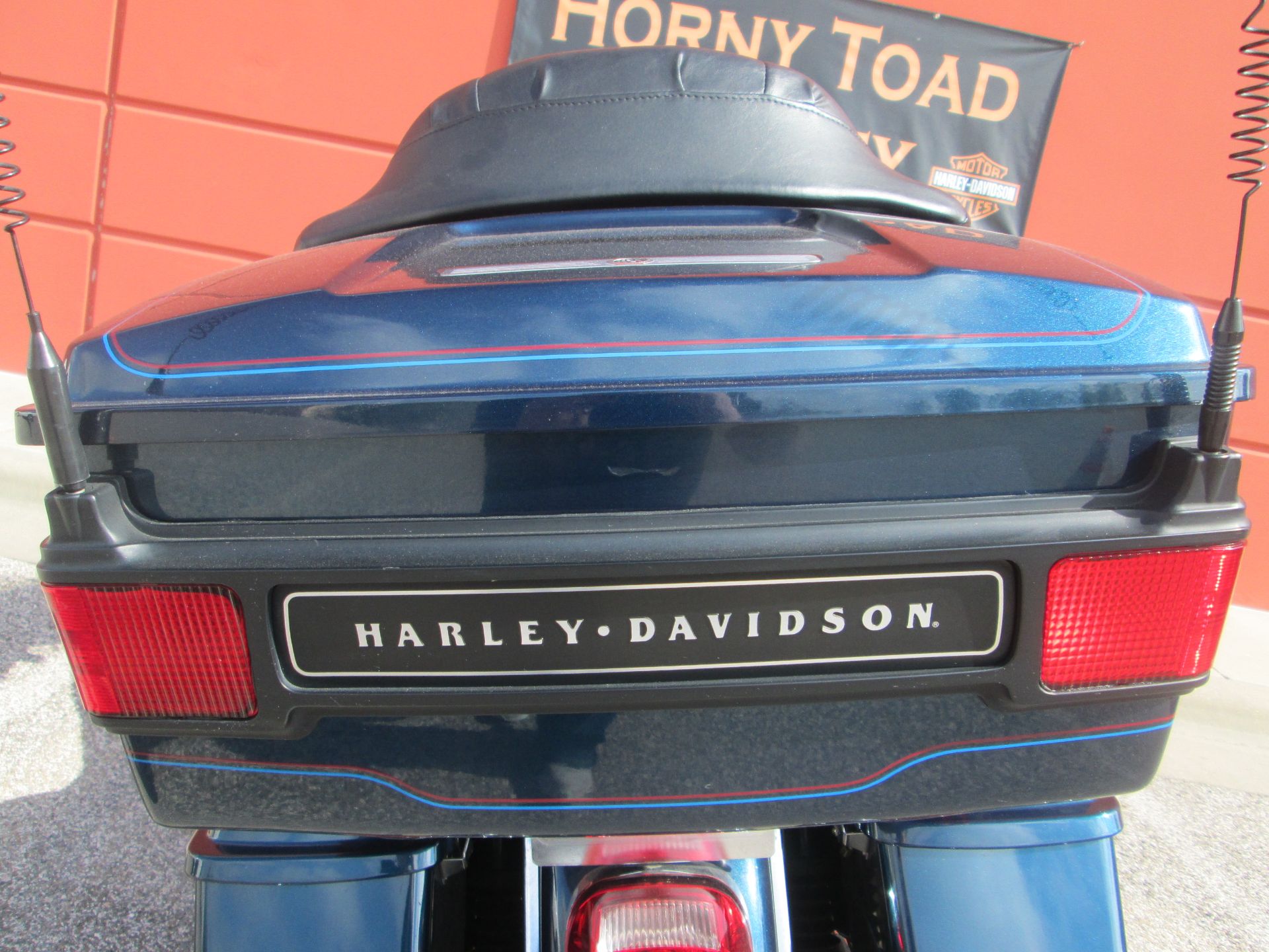 2004 Harley-Davidson FLHTCUI Ultra Classic® Electra Glide® in Temple, Texas - Photo 10