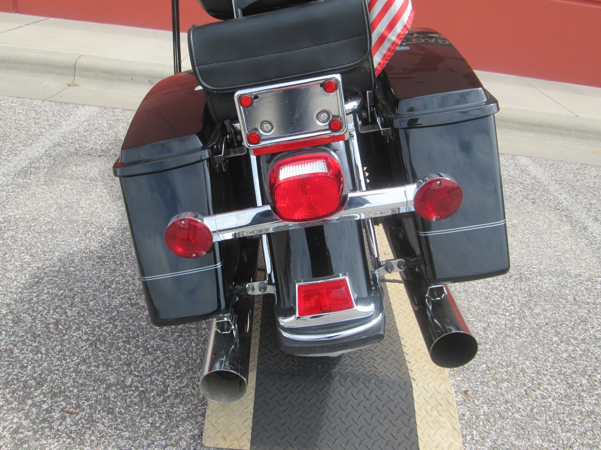 2005 Harley-Davidson FLHR/FLHRI Road King® in Temple, Texas - Photo 8