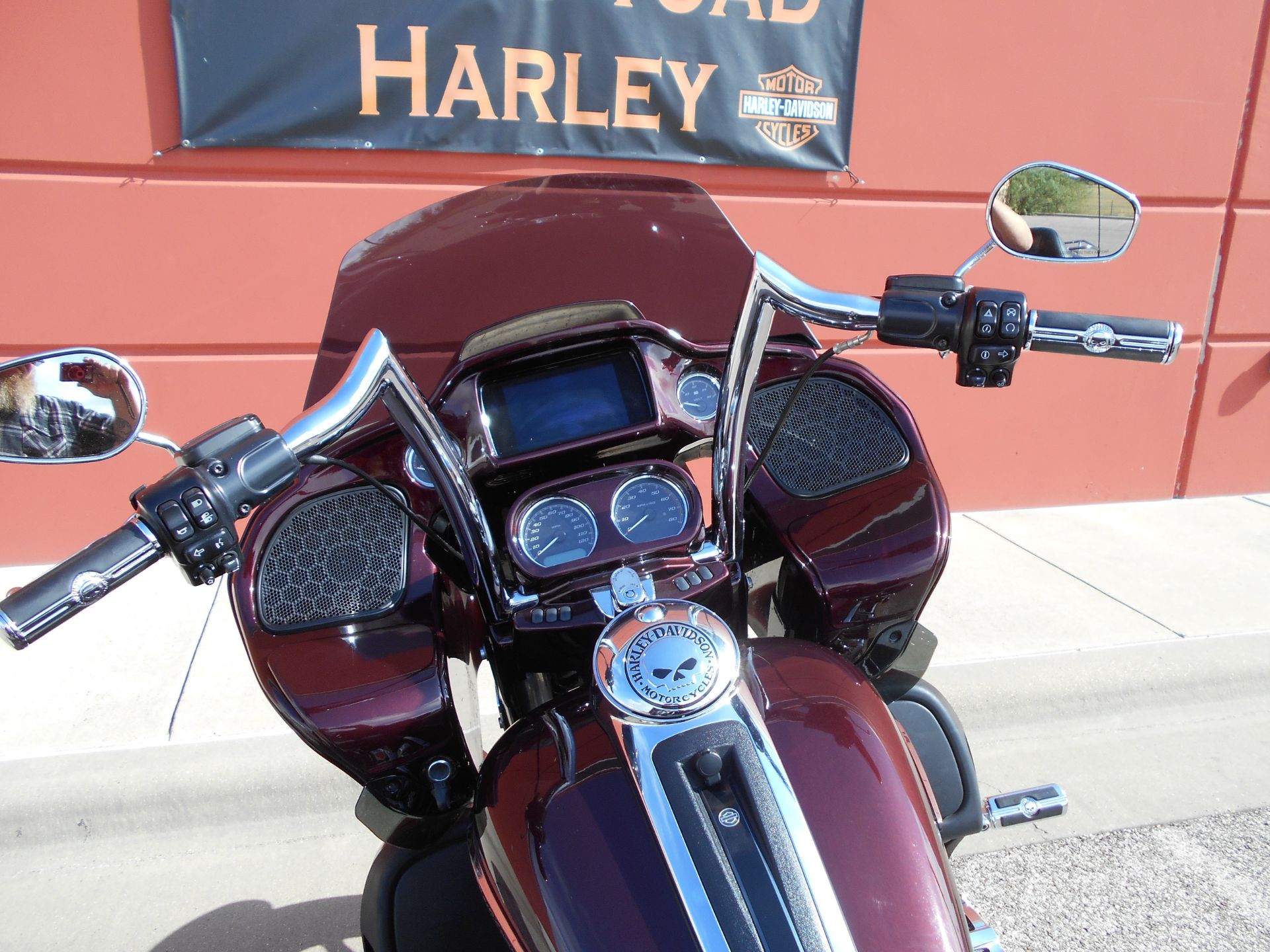 2019 Harley-Davidson Road Glide® Ultra in Temple, Texas - Photo 16