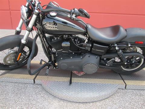 2014 Harley-Davidson Dyna® Street Bob® in Temple, Texas - Photo 11