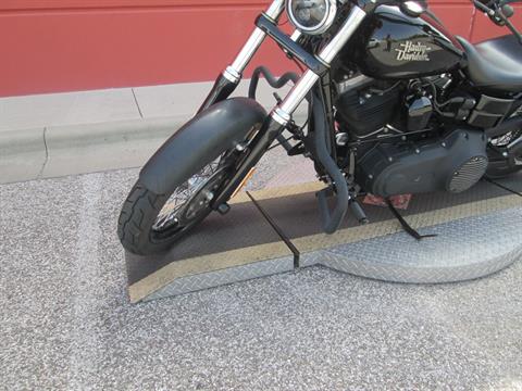 2014 Harley-Davidson Dyna® Street Bob® in Temple, Texas - Photo 12