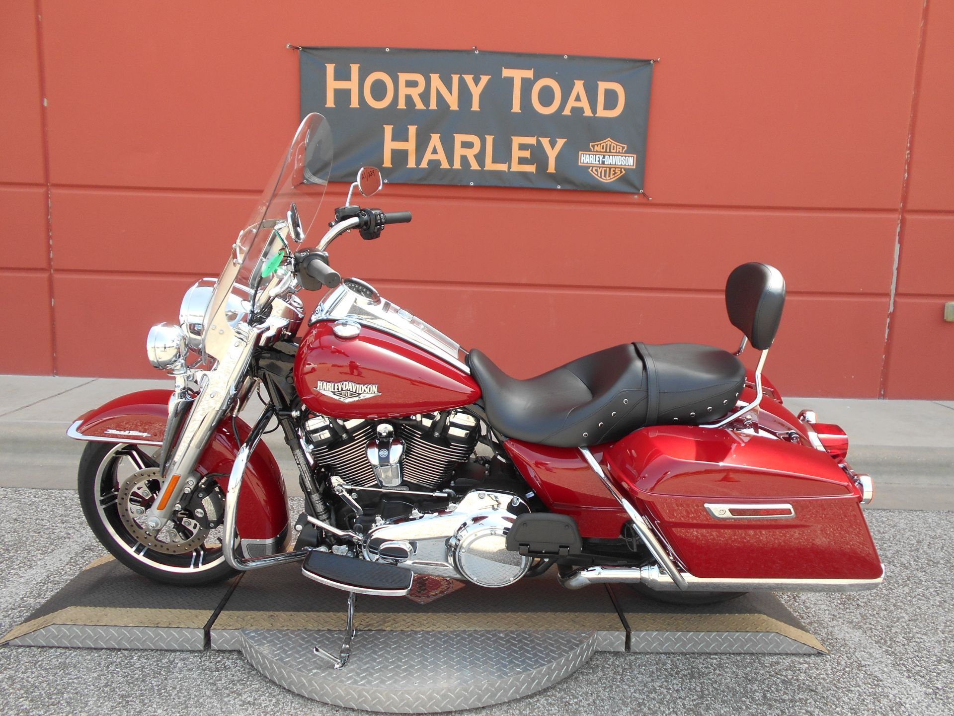2021 Harley-Davidson Road King® in Temple, Texas - Photo 7