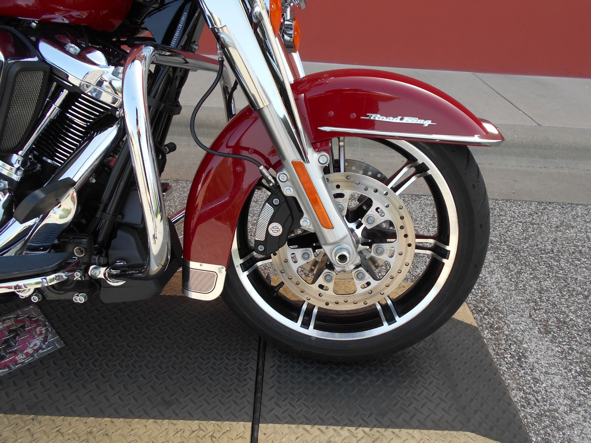 2021 Harley-Davidson Road King® in Temple, Texas - Photo 6