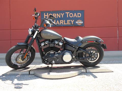 2018 Harley-Davidson Street Bob® 107 in Temple, Texas - Photo 11