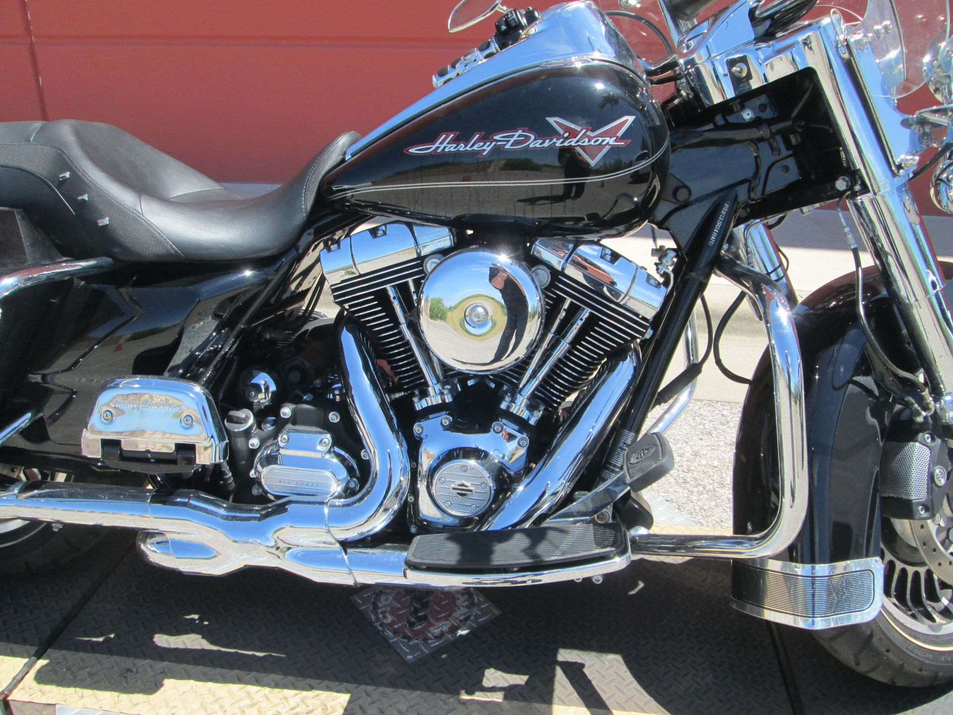 2012 Harley-Davidson Road King® in Temple, Texas - Photo 6