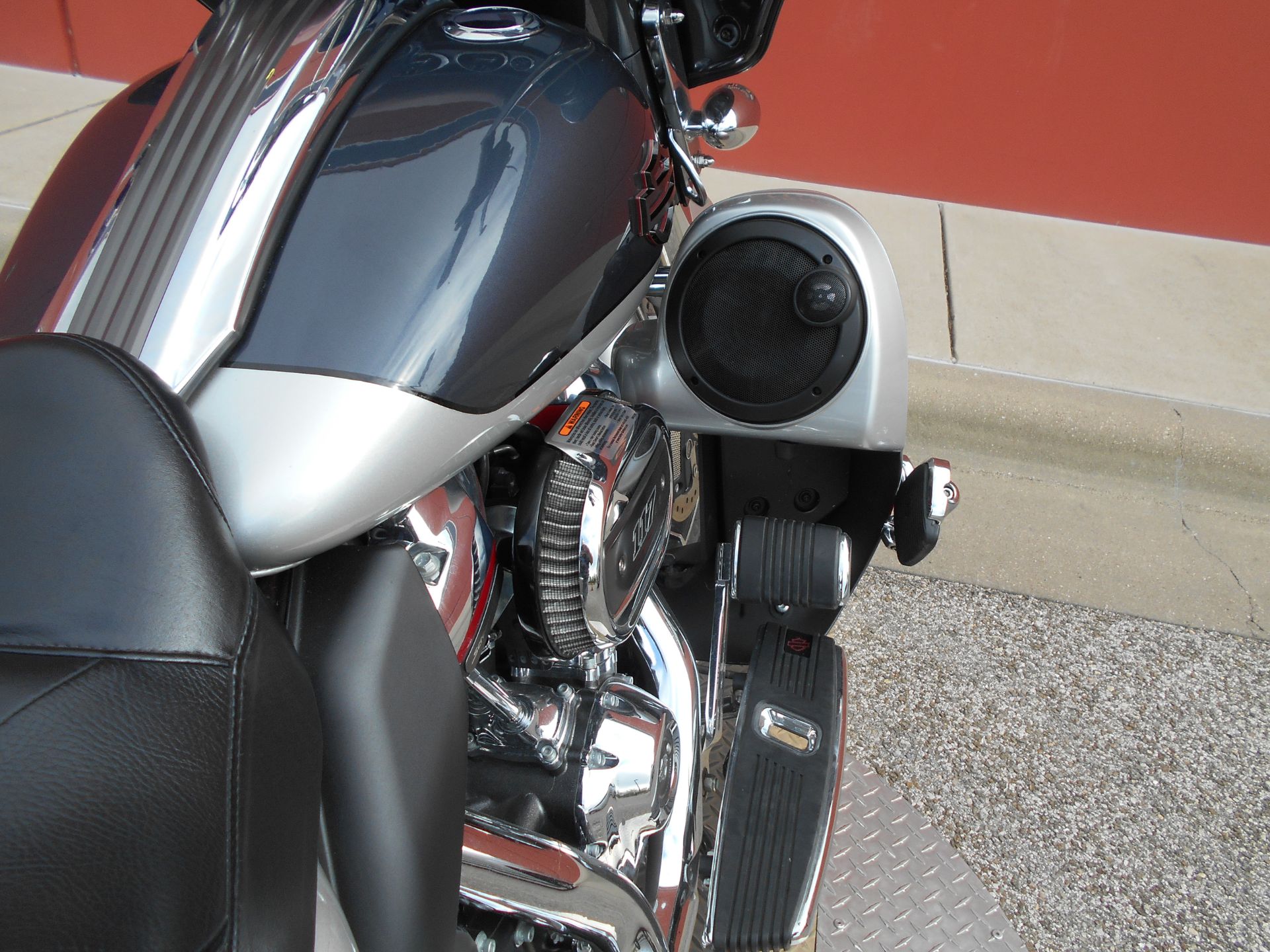 2019 Harley-Davidson CVO™ Street Glide® in Temple, Texas - Photo 14