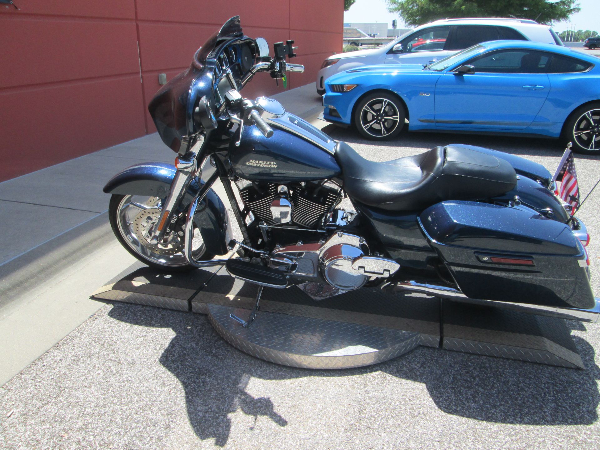 2016 Harley-Davidson Street Glide® Special in Temple, Texas - Photo 7