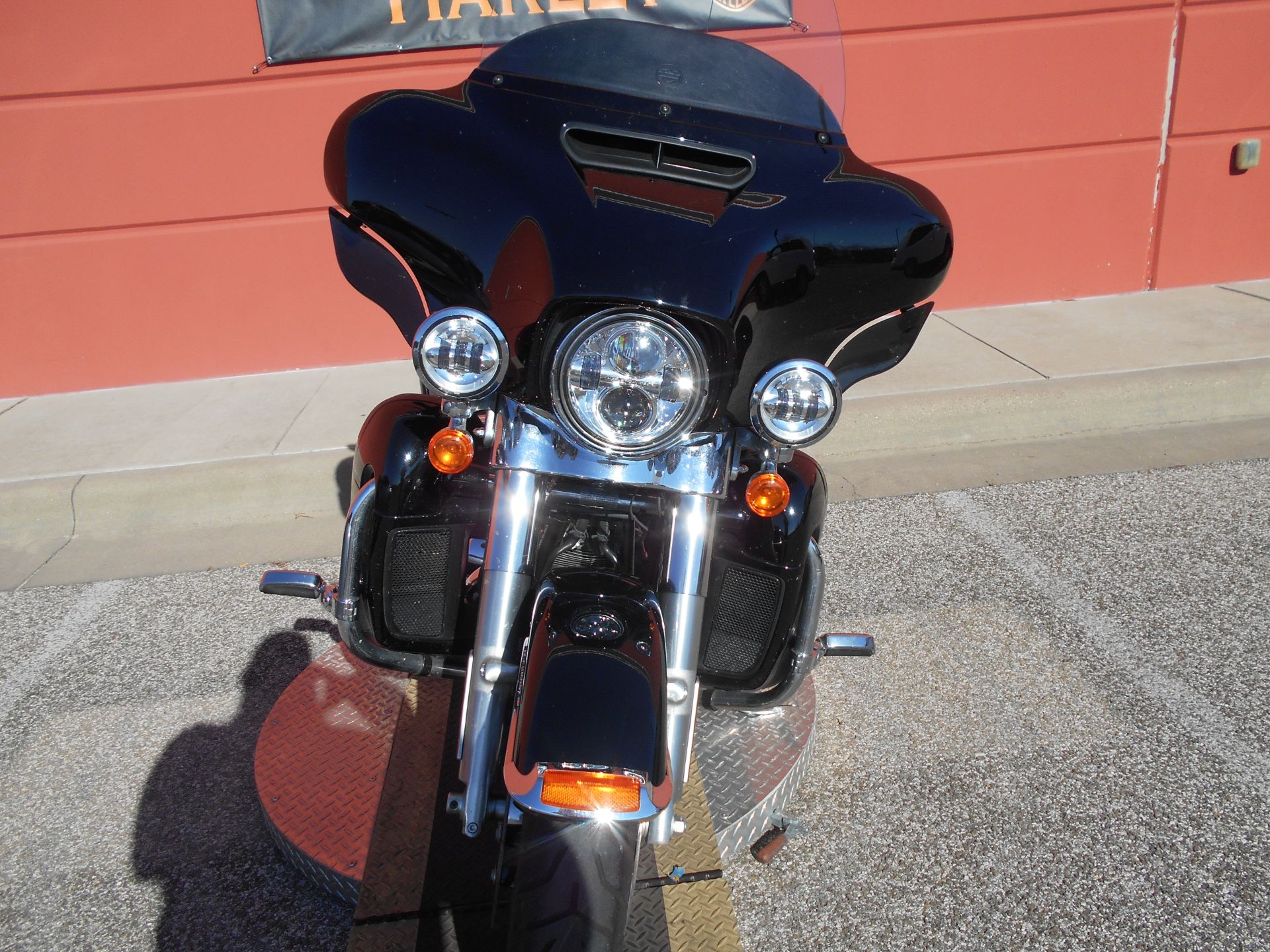 2018 Harley-Davidson Electra Glide® Ultra Classic® in Temple, Texas - Photo 17
