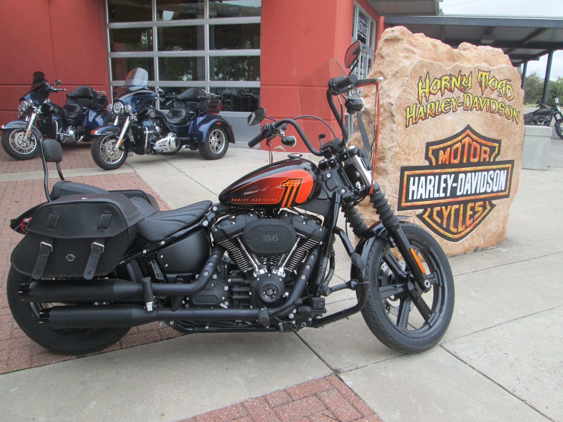 2022 Harley-Davidson Street Bob® 114 in Temple, Texas - Photo 1