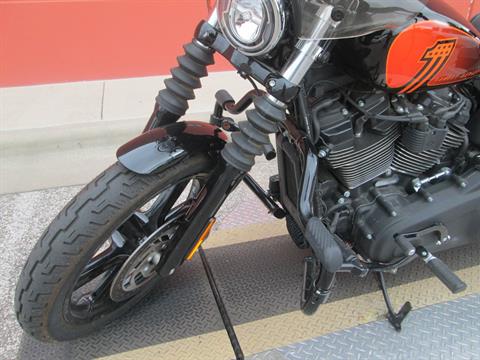 2022 Harley-Davidson Street Bob® 114 in Temple, Texas - Photo 17