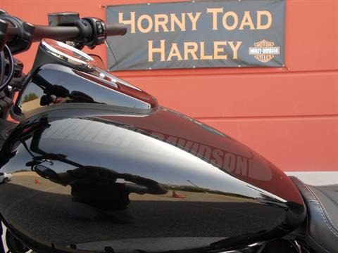 2018 Harley-Davidson Fat Bob® 114 in Temple, Texas - Photo 11