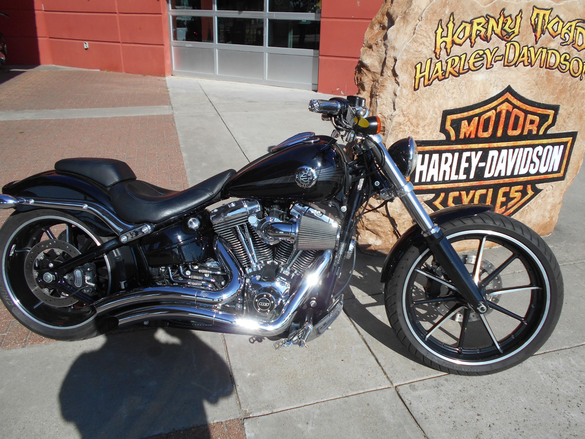 2015 Harley-Davidson Breakout® in Temple, Texas - Photo 2