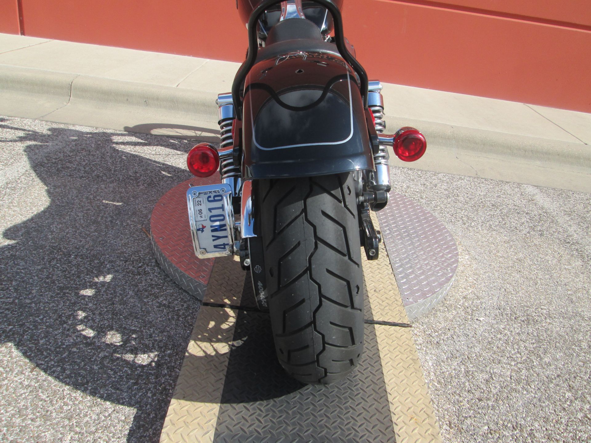 2013 Harley-Davidson Dyna® Wide Glide® in Temple, Texas - Photo 10