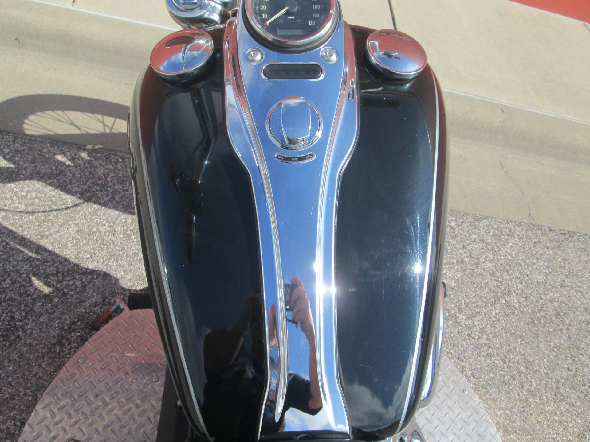 2013 Harley-Davidson Dyna® Wide Glide® in Temple, Texas - Photo 13