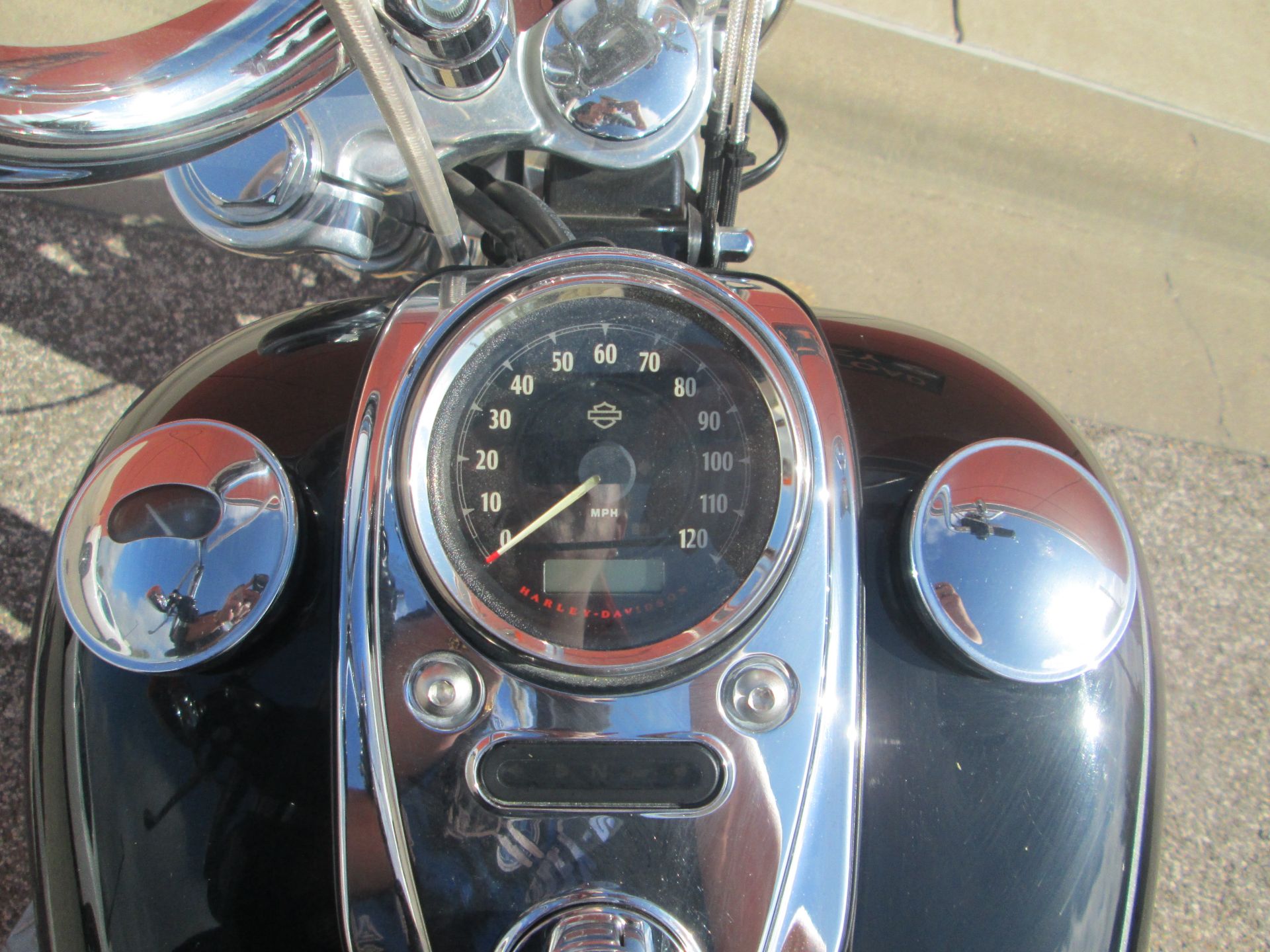 2013 Harley-Davidson Dyna® Wide Glide® in Temple, Texas - Photo 14