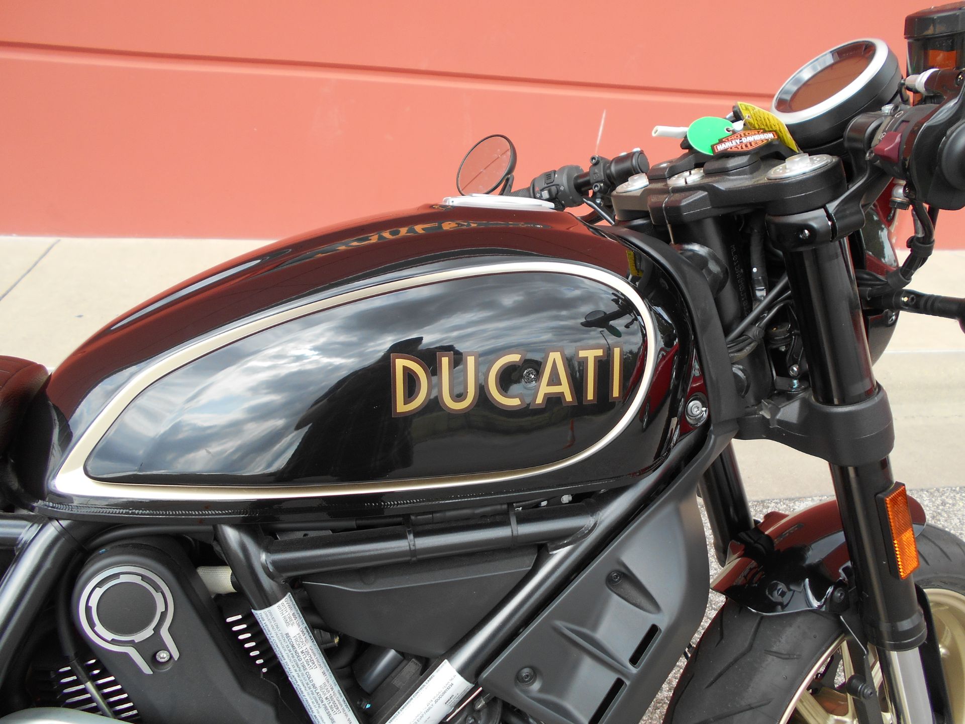 2018 Ducati Scrambler Cafe Racer in Temple, Texas - Photo 7