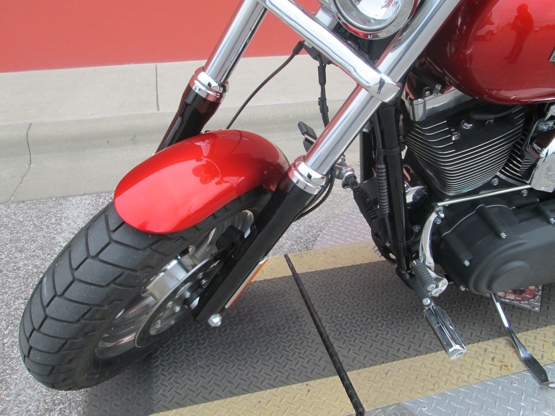 2013 Harley-Davidson Dyna® Fat Bob® in Temple, Texas - Photo 14