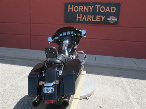 2017 Harley-Davidson Street Glide® in Temple, Texas - Photo 8