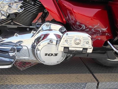 2013 Harley-Davidson Road Glide® Ultra in Temple, Texas - Photo 14