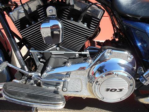 2013 Harley-Davidson Road Glide® Custom in Temple, Texas - Photo 9