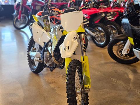 2024 Husqvarna FC 250 in Chattanooga, Tennessee - Photo 2