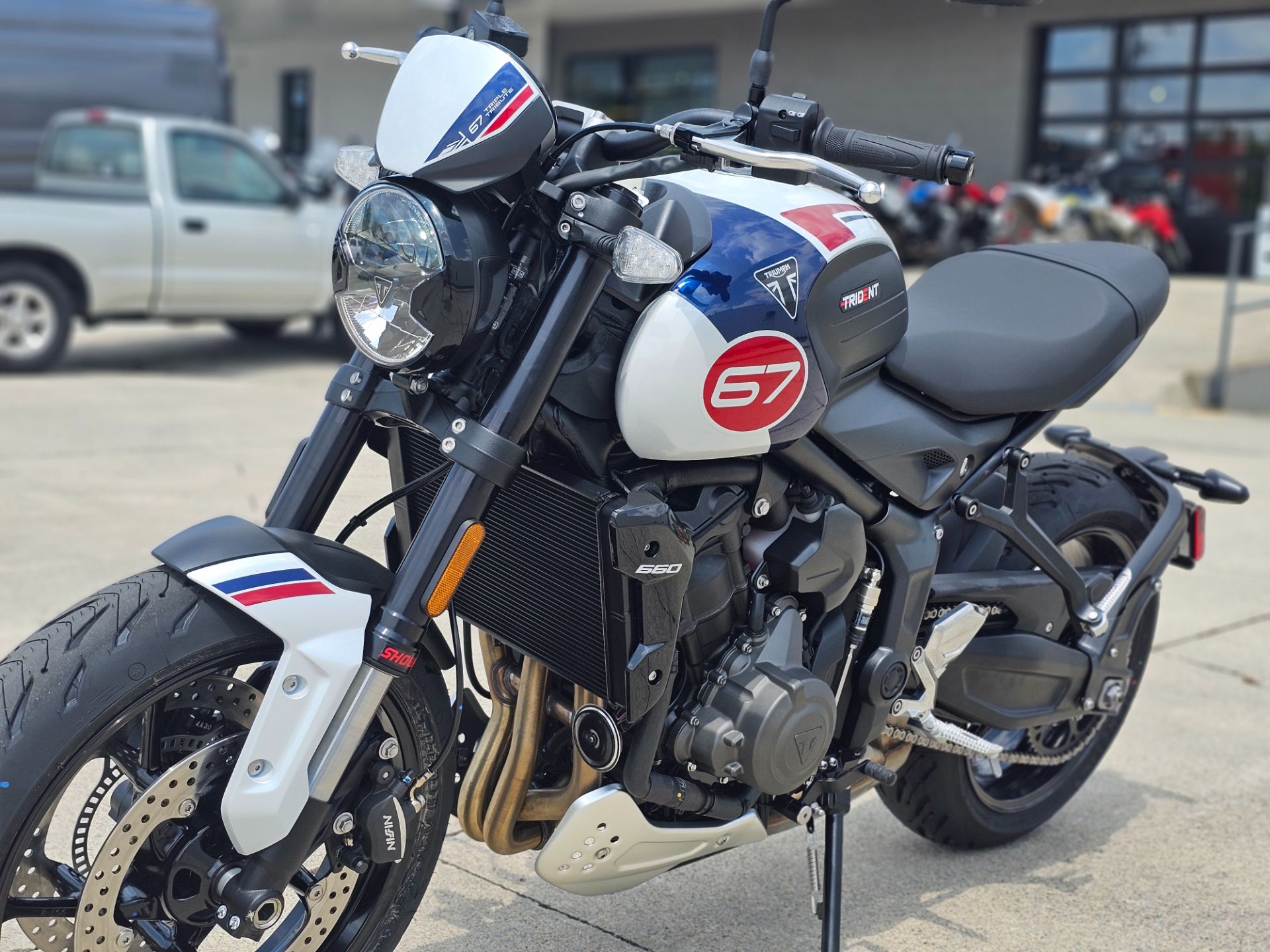 2025 Triumph Trident 660 Triple Tribute Edition in Chattanooga, Tennessee - Photo 3