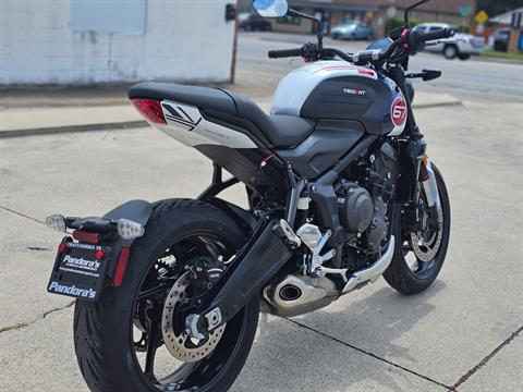 2025 Triumph Trident 660 Triple Tribute Edition in Chattanooga, Tennessee - Photo 5