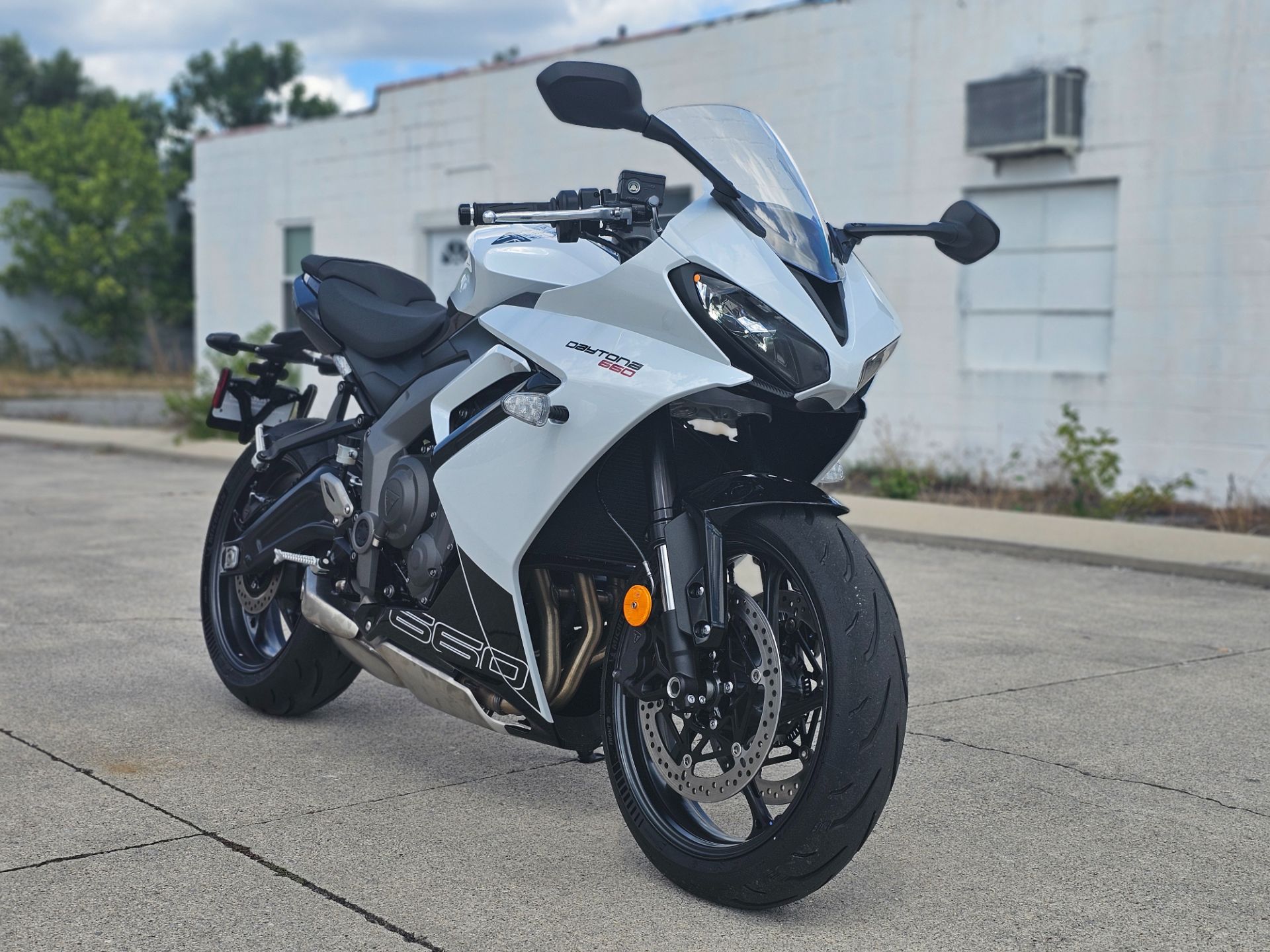 2025 Triumph Daytona 660 in Chattanooga, Tennessee - Photo 2