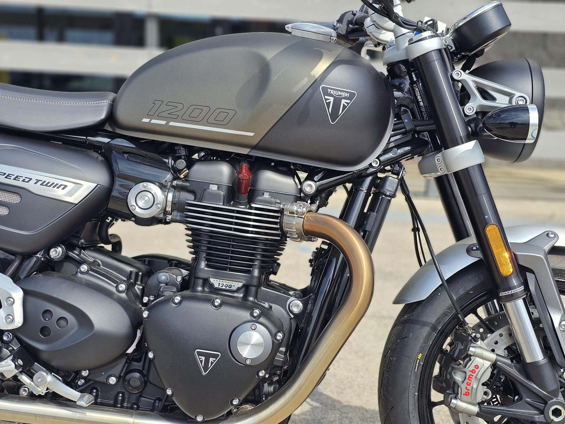 2024 Triumph Speed Twin 1200 in Chattanooga, Tennessee - Photo 2