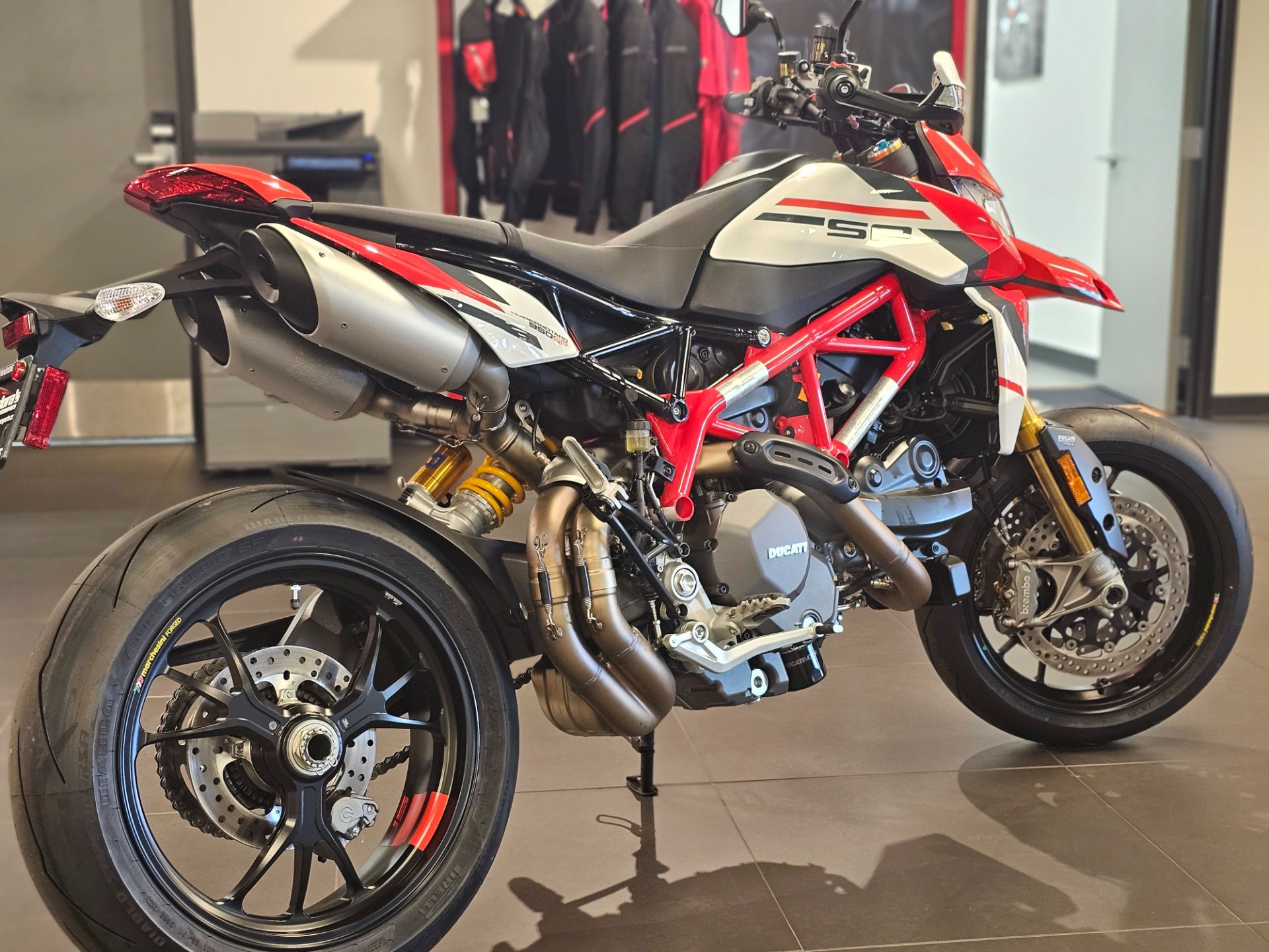 2024 Ducati Hypermotard 950 SP in Chattanooga, Tennessee - Photo 7