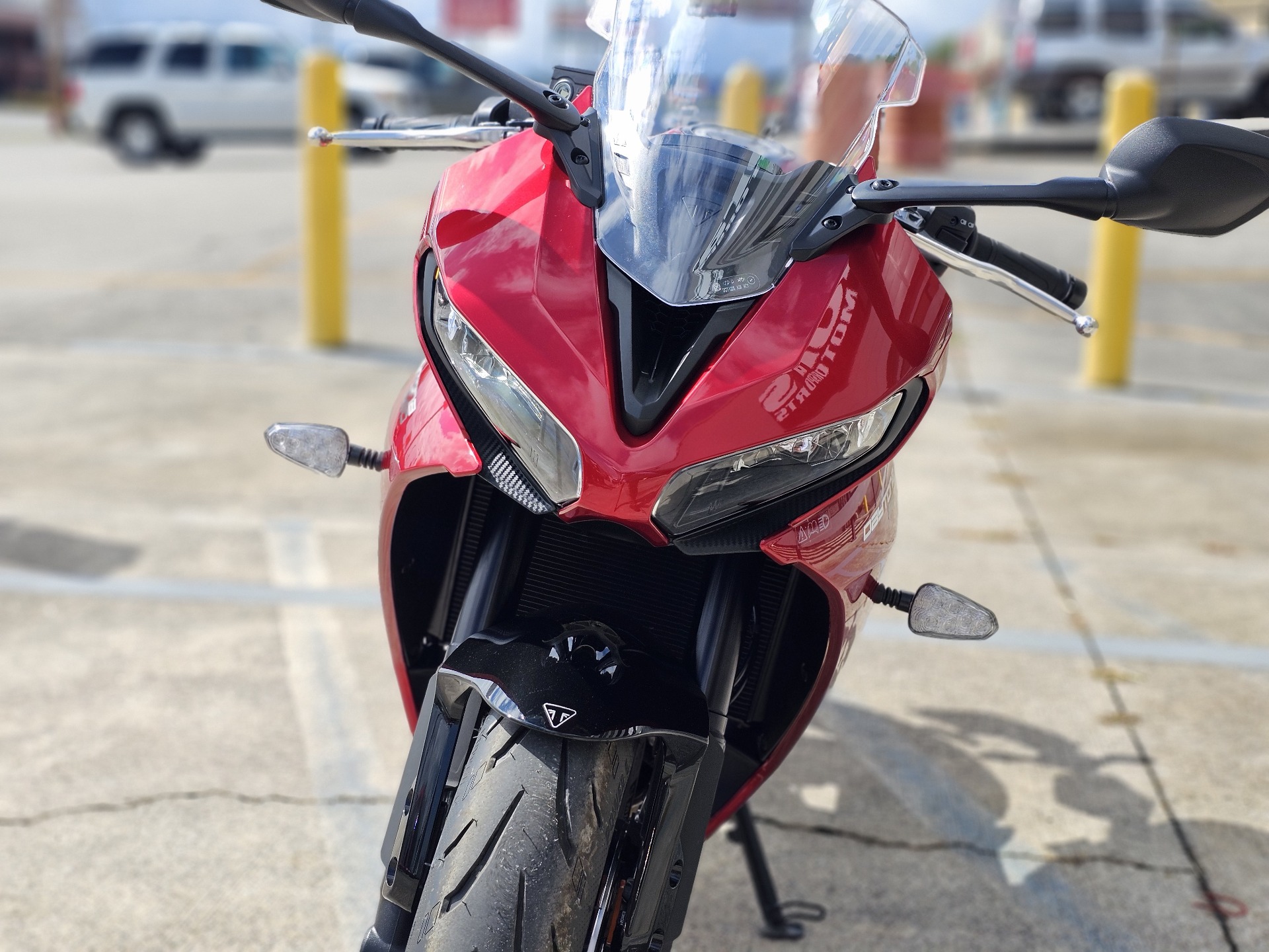 2025 Triumph Daytona 660 in Chattanooga, Tennessee - Photo 8